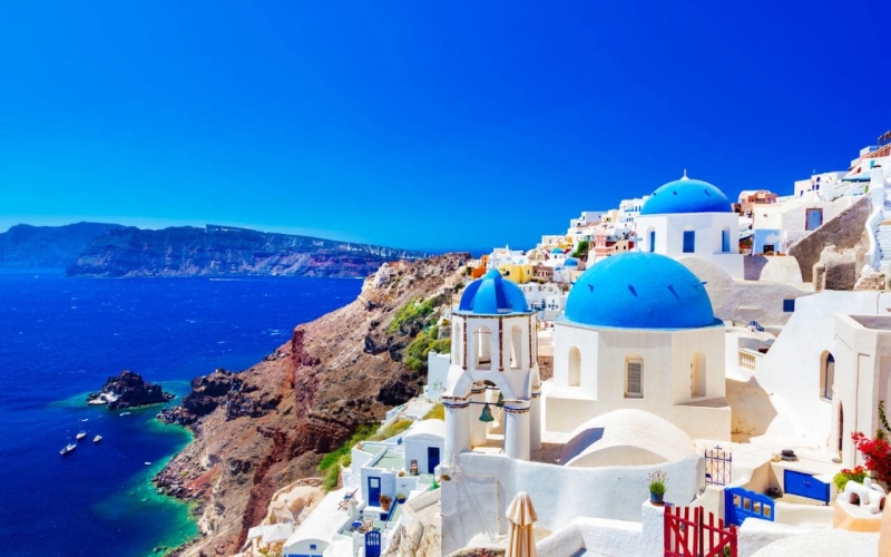 Почему путевки в Грецию дешевые